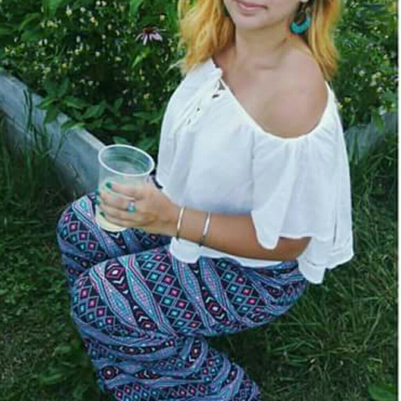 White Boho Crop Top - Picture 3 of 4